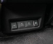 Land Rover Discovery 3.0 I6 D250 MHEV HSE AWD A/T 5+2