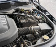 Land Rover Discovery 3.0 I6 D250 MHEV HSE AWD A/T 5+2