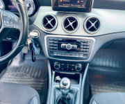 Mercedes-Benz CLA Kupé 180