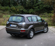 Mitsubishi Outlander 2.0 MIVEC Invite 2WD