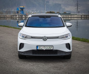 Volkswagen ID.4 PRO 92 SOH, IQ Light HUD, Kessy, Masáž, Panoráma, Asistenti, 360 kamera