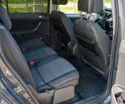 Volkswagen Touran 2.0 TDI SCR 150k 7miestne 6st. manuál Nelakované