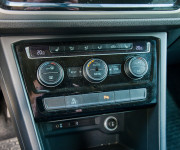 Volkswagen Touran 2.0 TDI SCR 150k 7miestne 6st. manuál Nelakované