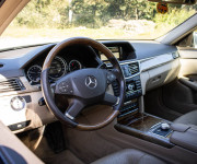 Mercedes-Benz E trieda Sedan 350 4Matic Benzín, bez vzduchu, Slovenské, Distronic +, Mŕtvy uhol