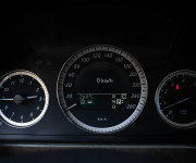 Mercedes-Benz E trieda Sedan 350 4Matic Benzín, bez vzduchu, Slovenské, Distronic +, Mŕtvy uhol