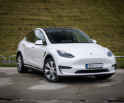 Tesla Model Y Long Range Ryzen, SOH 90%, Grok, Tepelné čerpadlo, Matrix LED, Dvojité sklá