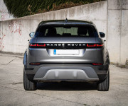 Land Rover Range Rover Evoque 2.0D D180 HSE, Nelakované, Pano, Meridian Sound, Virtual, TOP