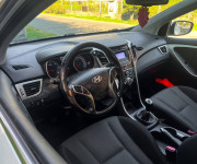 Hyundai i30 1.6 CRDi DOHC 16V Family