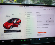 Tesla Model Y Long Range AWD, Biely interiér, Tepelné čerpadlo, Dvojité sklá, DPH
