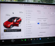 Tesla Model Y Long Range AWD, Biely interiér, Tepelné čerpadlo, Dvojité sklá, DPH