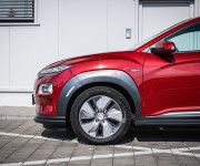 Hyundai Kona Electric+ 64kWh batéria 98% SOH, slovenské s históriou, HUD, Krell audio, DPH
