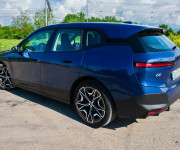 BMW iX 50 xDrive 385kw 523HP TOP Výbava, Nappa koža, 115kw batéria