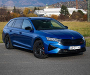 Škoda Octavia Combi VRS 195kW DSG Webasto, Virtual Cockpit