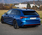 Škoda Octavia Combi VRS 195kW DSG Webasto, Virtual Cockpit