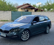 Škoda Octavia Combi Benzin + PHEV