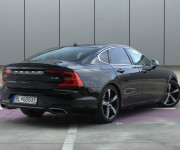 Volvo S90 D4, R-design, 140kw, AWD, AT8