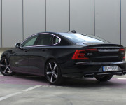 Volvo S90 D4, R-design, 140kw, AWD, AT8