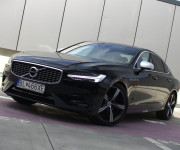 Volvo S90 D4, R-design, 140kw, AWD, AT8