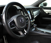 Volvo S90 D4, R-design, 140kw, AWD, AT8