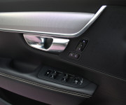 Volvo S90 D4, R-design, 140kw, AWD, AT8