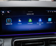 Mercedes-Benz V300d 4MATIC AMG Line, Black optik, Slovenské, Servis grátis, ťažné, Multibeam