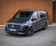 Mercedes-Benz V300d 4MATIC AMG Line, Black optik, Slovenské, Servis grátis, ťažné, Multibeam
