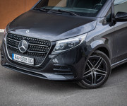 Mercedes-Benz V300d 4MATIC AMG Line, Black optik, Slovenské, Servis grátis, ťažné, Multibeam
