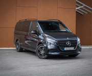 Mercedes-Benz V300d 4MATIC AMG Line, Black optik, Slovenské, Servis grátis, ťažné, Multibeam