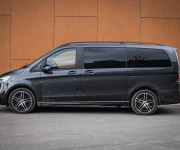 Mercedes-Benz V300d 4MATIC AMG Line, Black optik, Slovenské, Servis grátis, ťažné, Multibeam
