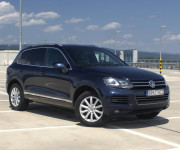 Volkswagen Touareg II 3.0 V6 TDI, 180kw BlueMotion, R-Line, AT8 DSG