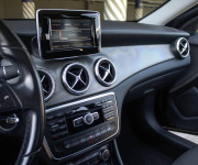 Mercedes-Benz GLA 180 d