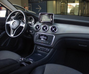 Mercedes-Benz GLA 180 d