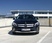 Mercedes-Benz GLA 180 d