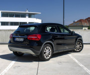 Mercedes-Benz GLA 180 d