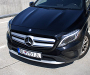 Mercedes-Benz GLA 180 d