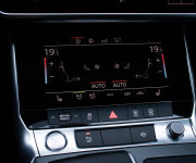 Audi A6 Allroad 3.0 TDI V6 Tiptronic, Nelakované, elektrické ťažné, pekný stav, DPH