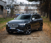 Volvo XC90 D5 235k R-design 7 miestne, plná história, vymenené rozvody, ťažné zariadenie