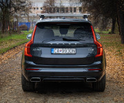 Volvo XC90 D5 235k R-design 7 miestne, plná história, vymenené rozvody, ťažné zariadenie