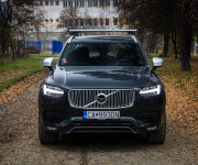 Volvo XC90 D5 235k R-design 7 miestne, plná história, vymenené rozvody, ťažné zariadenie