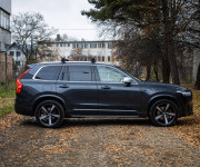 Volvo XC90 D5 235k R-design 7 miestne, plná história, vymenené rozvody, ťažné zariadenie