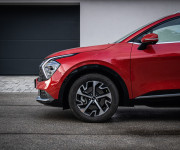 KIA Sportage 1.6 T-GDi 7DCT Platinum, 1. majiteľ, nelakované, park pack, ťažné, záruka