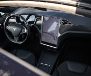 Tesla Model S 75
