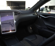 Tesla Model S 75