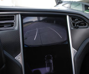 Tesla Model S 75