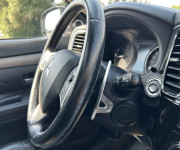 Mitsubishi Outlander 2.2 4x4 7-miestne