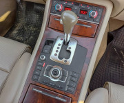Audi A8 4.2 FSI V8 quattro tiptronic