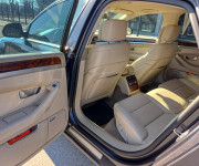 Audi A8 4.2 FSI V8 quattro tiptronic