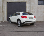 Mercedes-Benz GLA Mercedes 220d 4MATIC