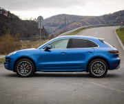 Porsche Macan Turbo PDK, Sport Chrono pack, Vzduchový podvozok, Panoráma, odpočet DPH