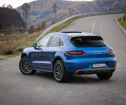 Porsche Macan Turbo PDK, Sport Chrono pack, Vzduchový podvozok, Panoráma, odpočet DPH